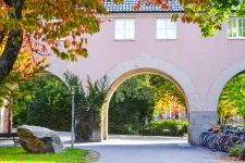 Valven utanför rättssociologiska institutionen