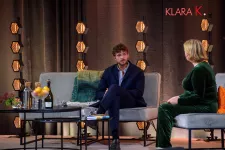 Oscar Björkenfeldt intervjuas under Klara K-dagen.